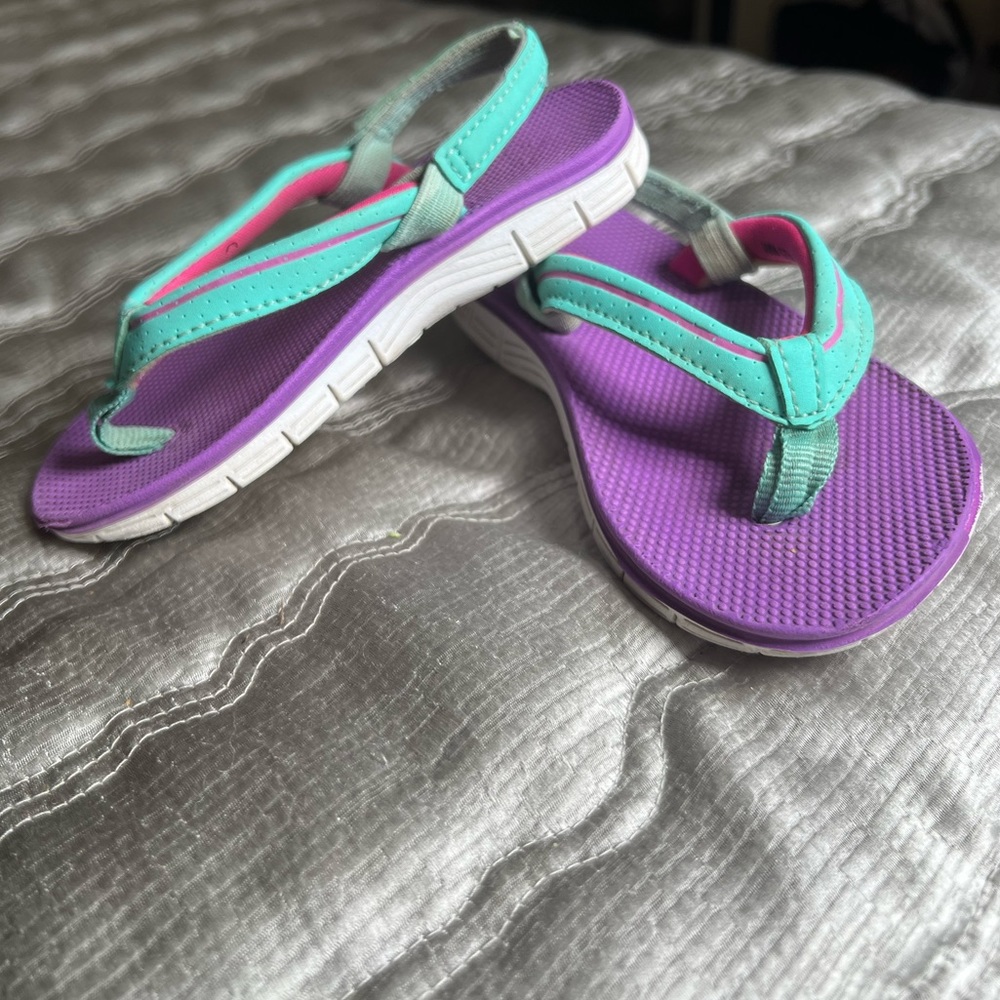Girls Strappy Purple and Aqua Sandals Size 7/8